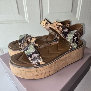 🆕Franco Sarto Womens Ozio Faux Leather Ankle Strap Platform Sandals - 10 Medium